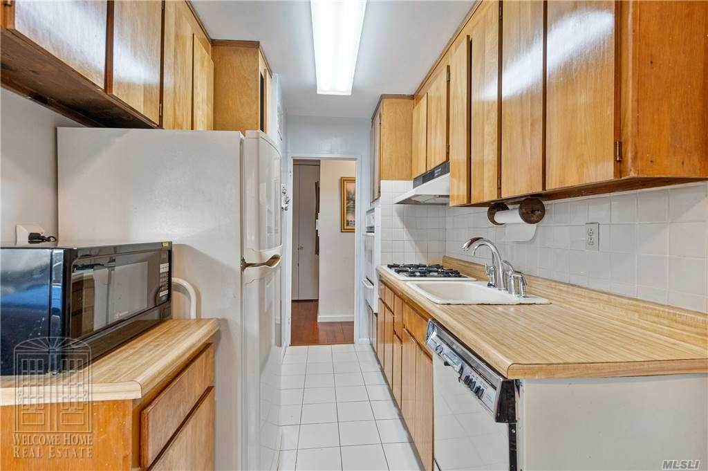 39-65 52nd Street - Photo 1