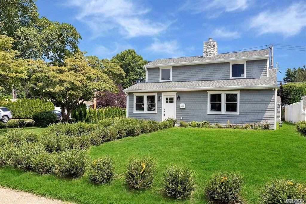 225 Lawrence - Photo 1