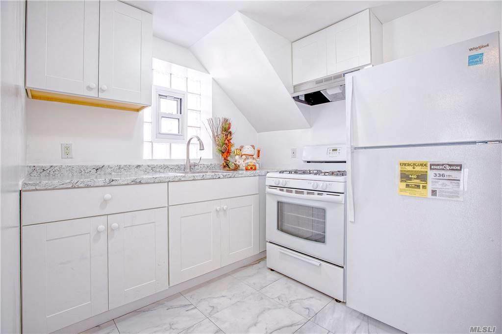 132-73 Maple Avenue - Photo 1