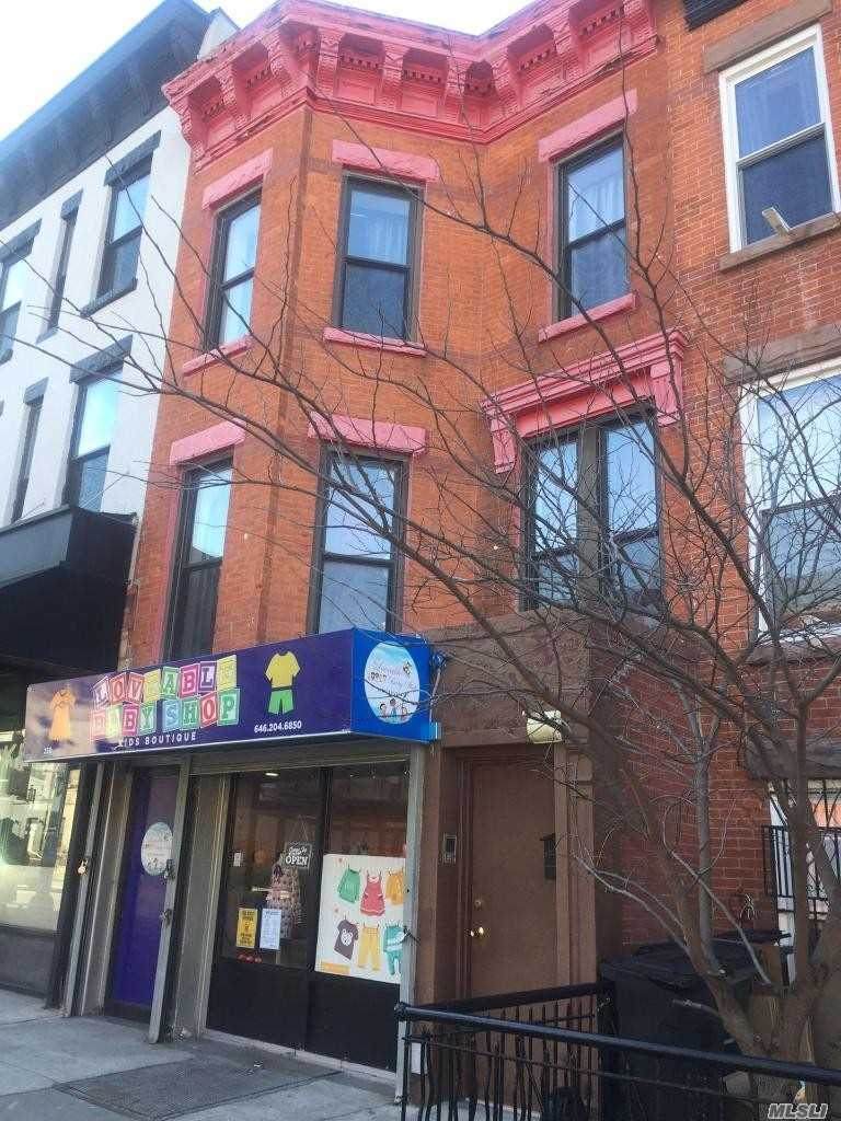250 Albany Ave - Photo 1