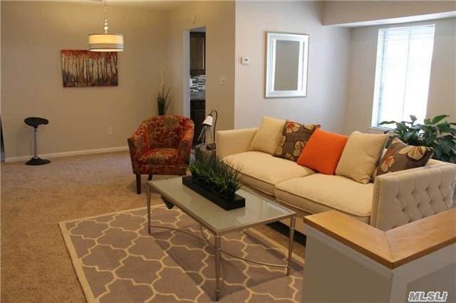 10 Laramie Court - Photo 1