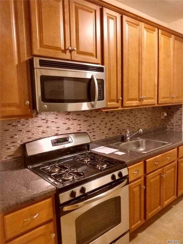 27-63 Crescent Street - Photo 1