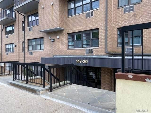14720 35 Ave - Photo 1