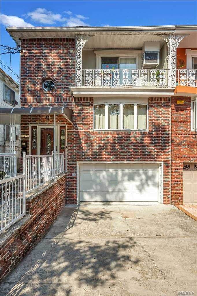 1435 103 Street - Photo 1