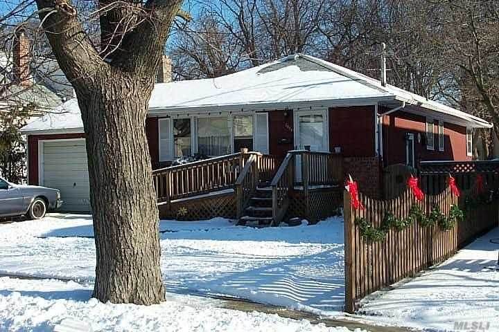 2045 Bergen Street - Photo 1