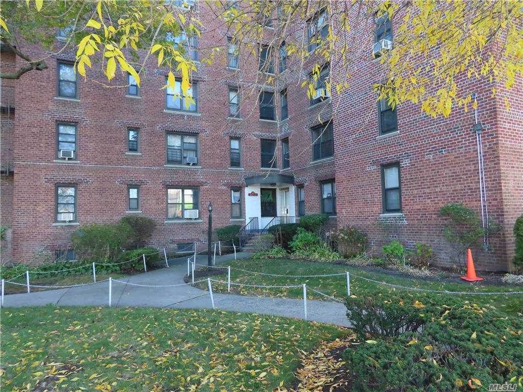 112-24 Northern Boulevard - Photo 1