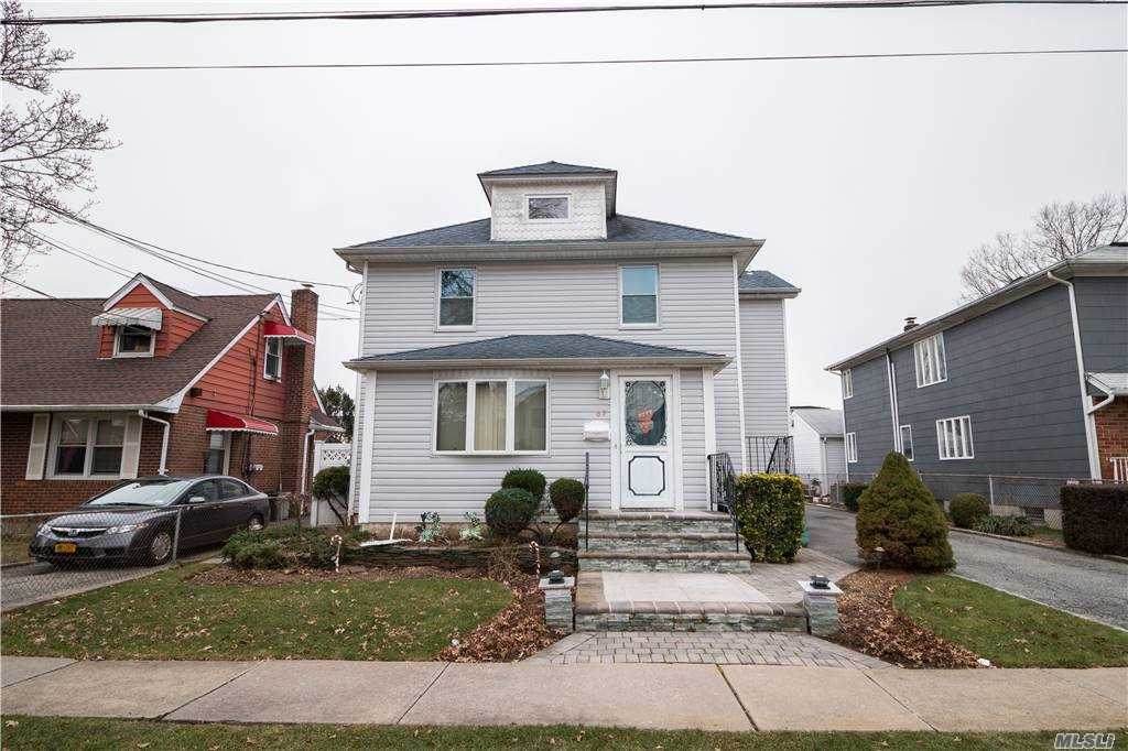 67 Grand Street - Photo 1