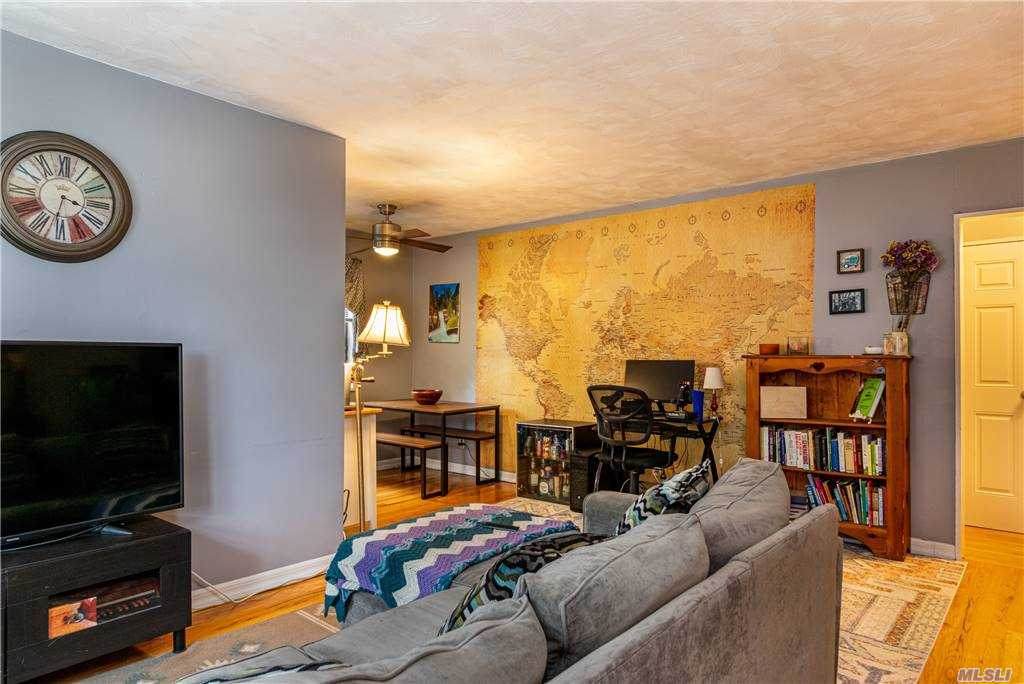 199-18 19 Avenue - Photo 1