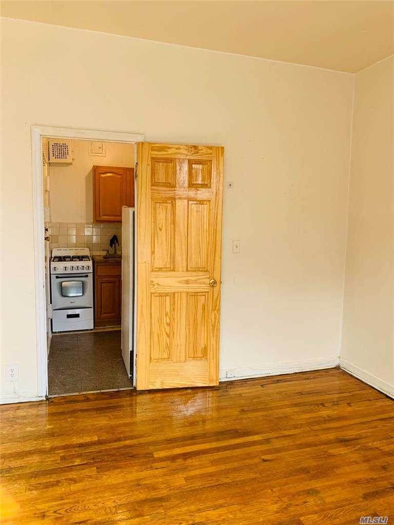 547 187th Street - Photo 1