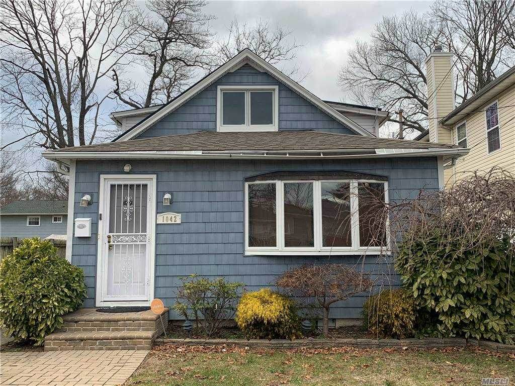 1042 Arthur Street - Photo 1