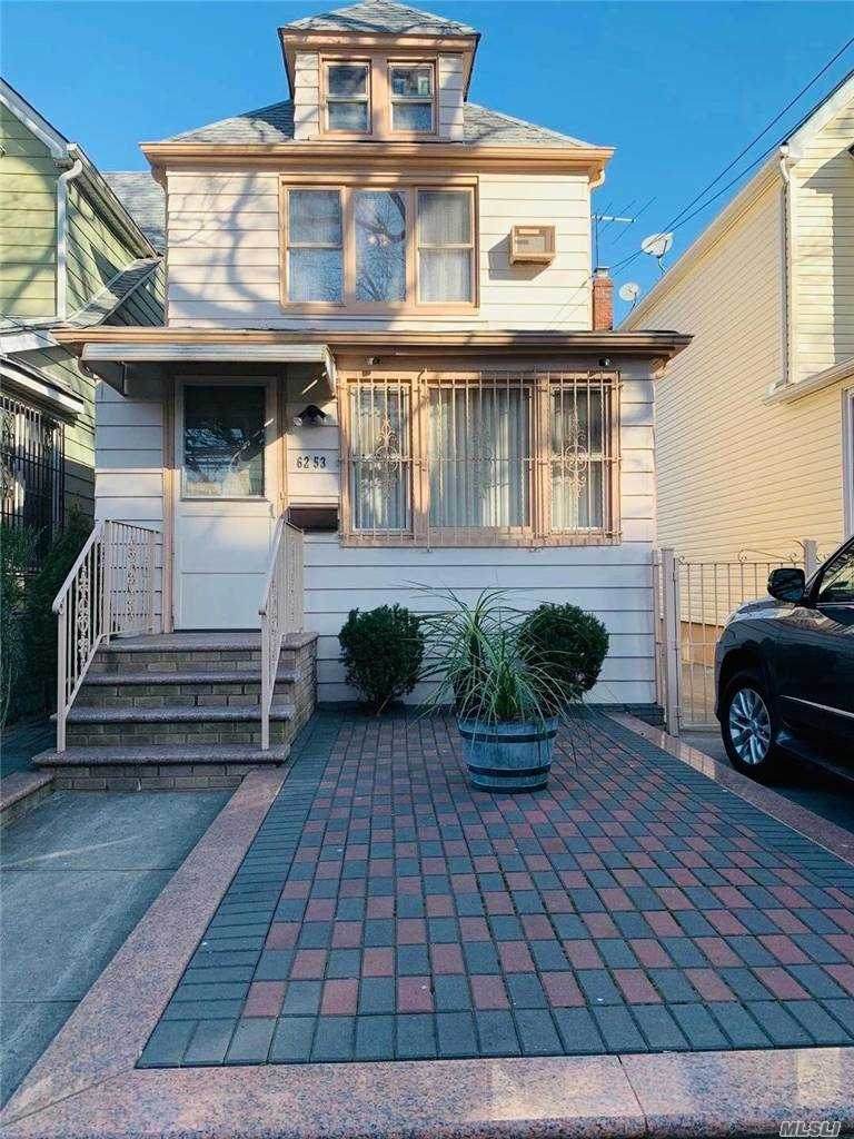 62-53 Austin St - Photo 1