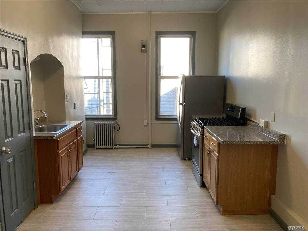 487 Fairview Avenue - Photo 1