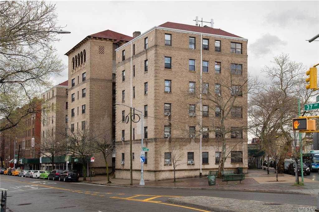 70-35 Broadway - Photo 1