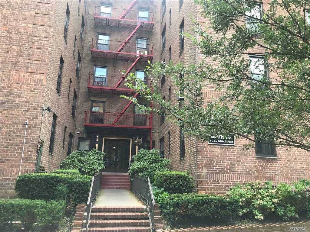 83-30 98 Street - Photo 1