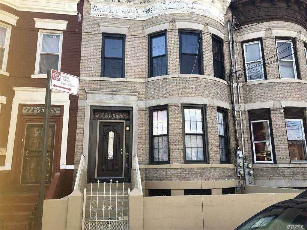 218 New Jersey Avenue - Photo 1