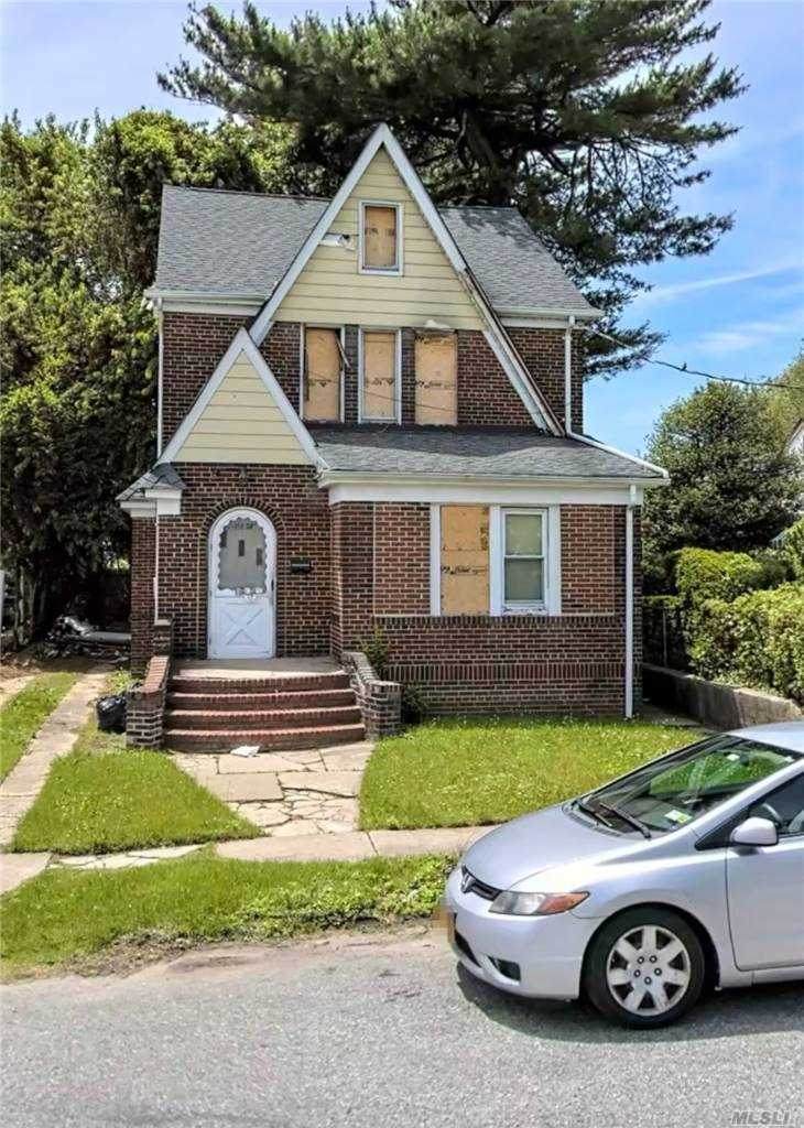 118-28 195th Street - Photo 1