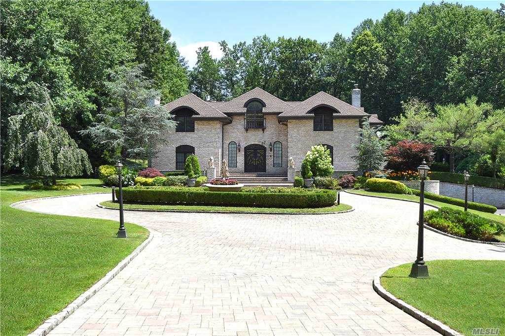 7 Mansion Drive - Photo 1