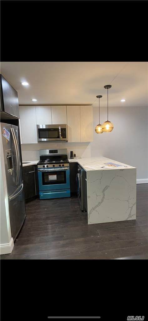 170 Monroe Street - Photo 1