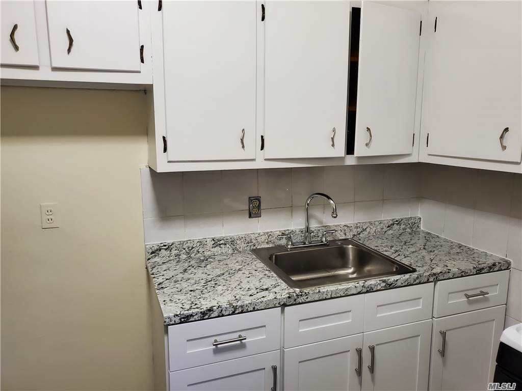 39 16 47th Ave - Photo 1