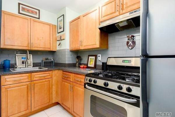 301 Lenox Road - Photo 1