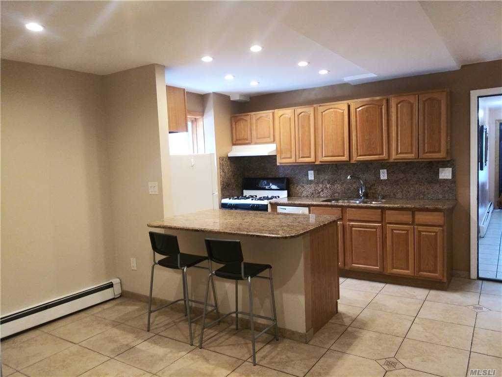 21-10 Broadway - Photo 1