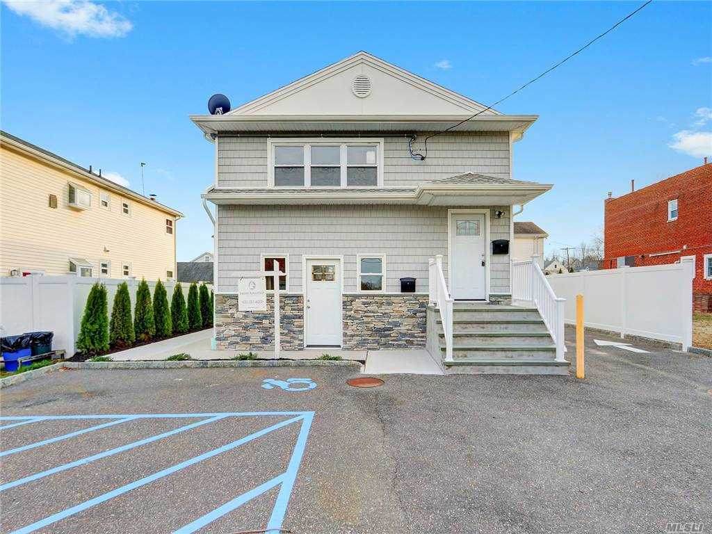 137 Glen Head Road - Photo 1