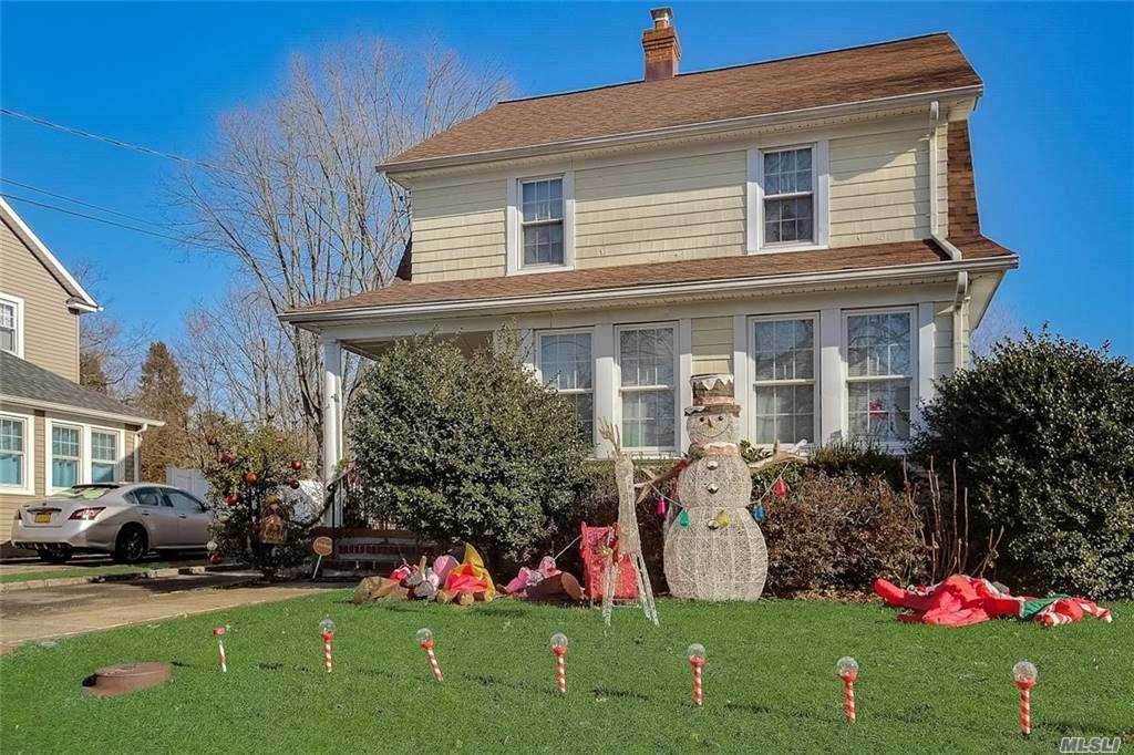 348 Linden Place - Photo 1