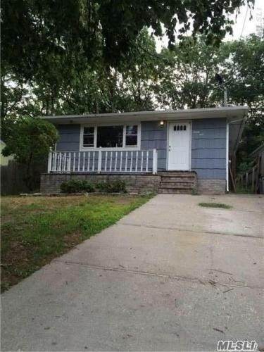 21 Zenith Road - Photo 1