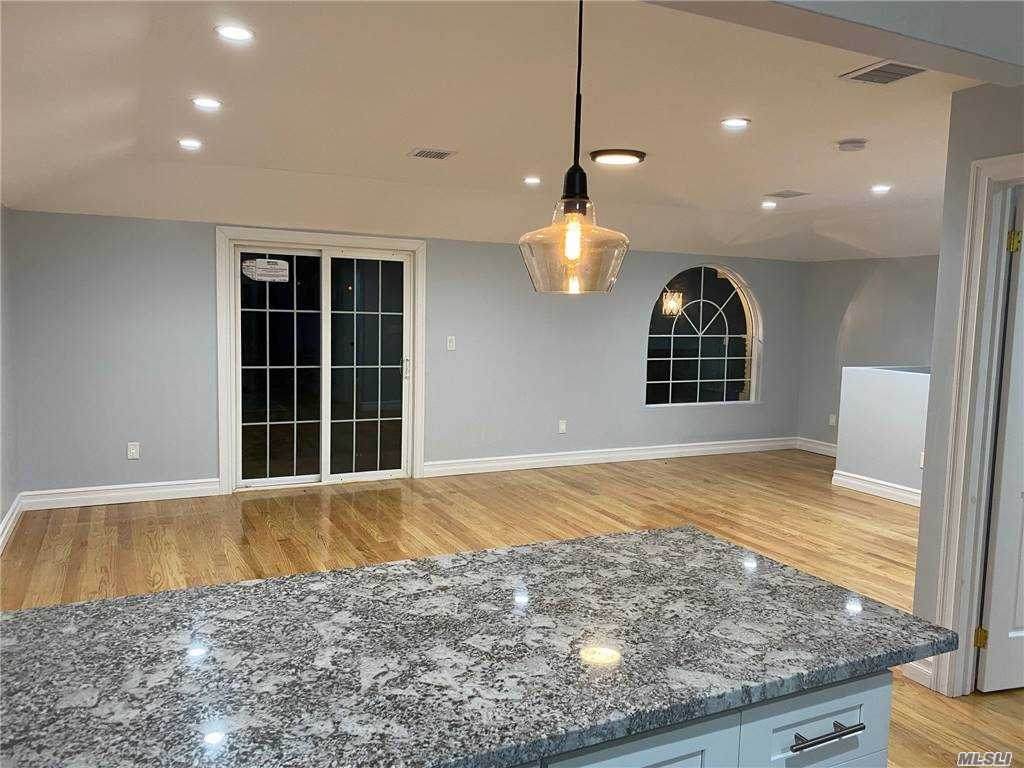 133-42 127 Street - Photo 1