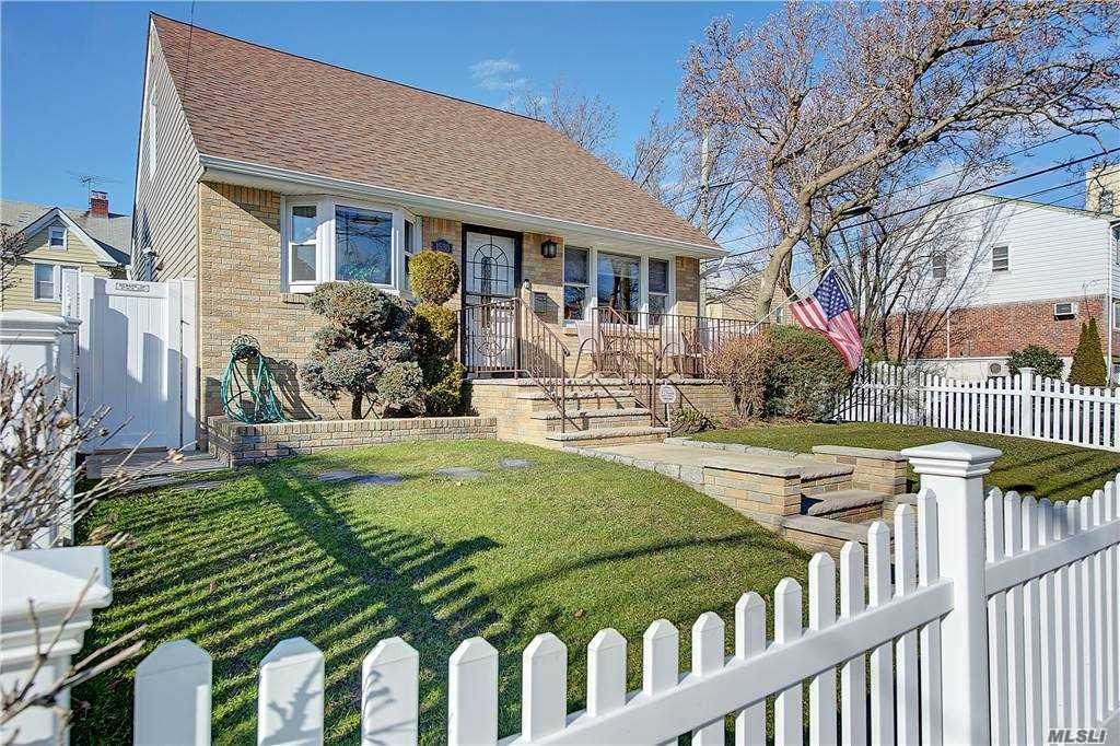 15-30 150th Street - Photo 1