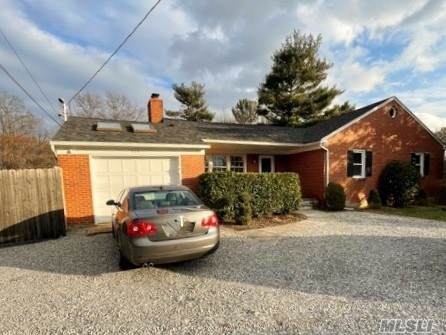 950 Glen Cove Avenue - Photo 1