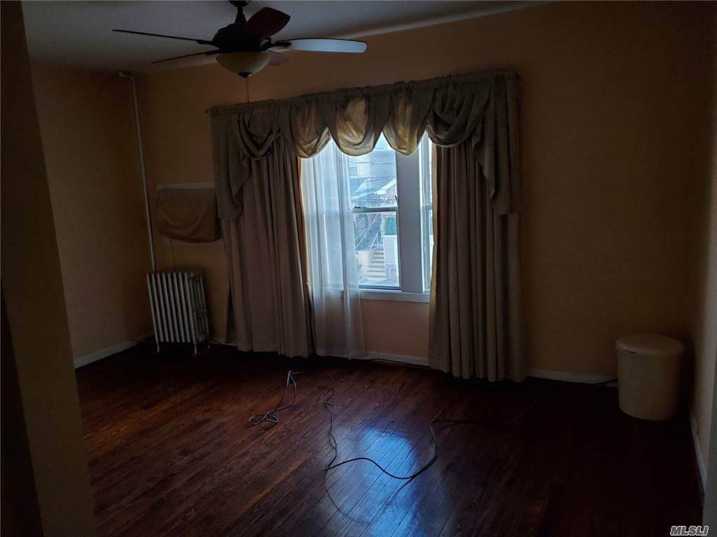 134-11 95th Avenue - Photo 1
