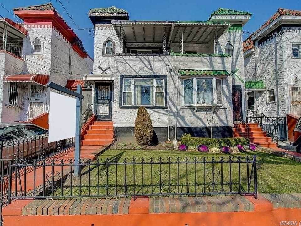 4705 Clarendon Road - Photo 1