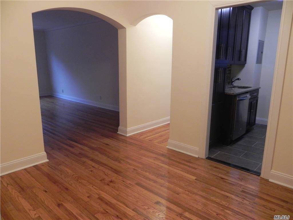 160 Middle Neck Road - Photo 1