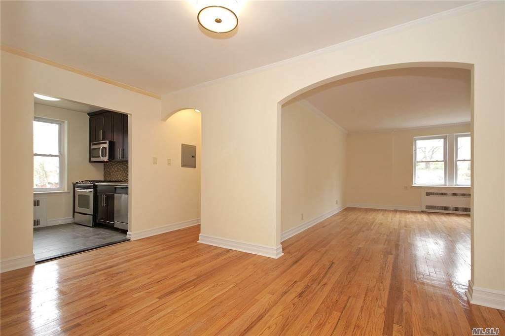 160 Middle Neck Road - Photo 1