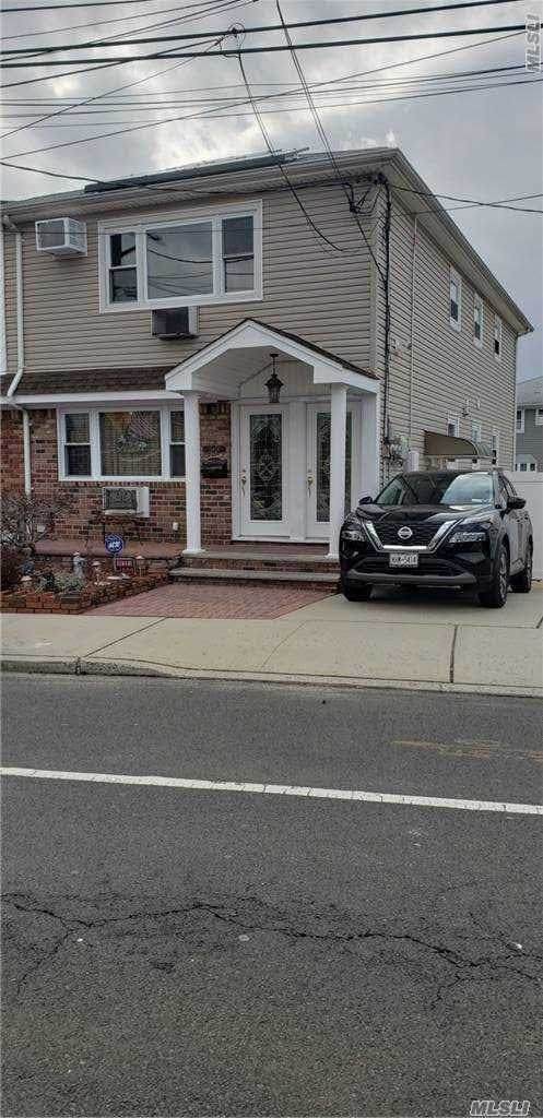 158-26 103 Street - Photo 1