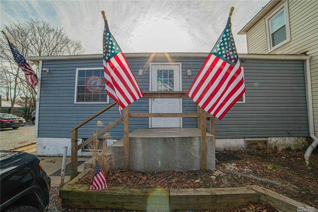 10 Hawley Avenue - Photo 1