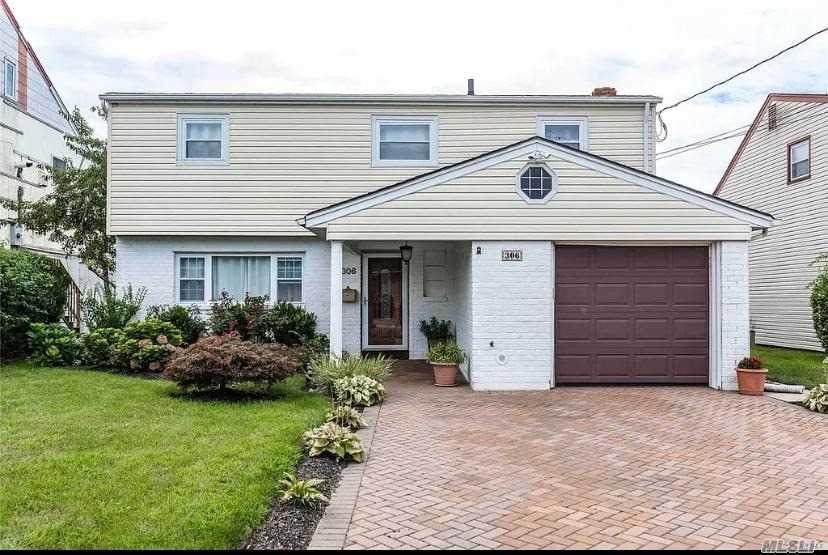 306 Westside Avenue - Photo 1