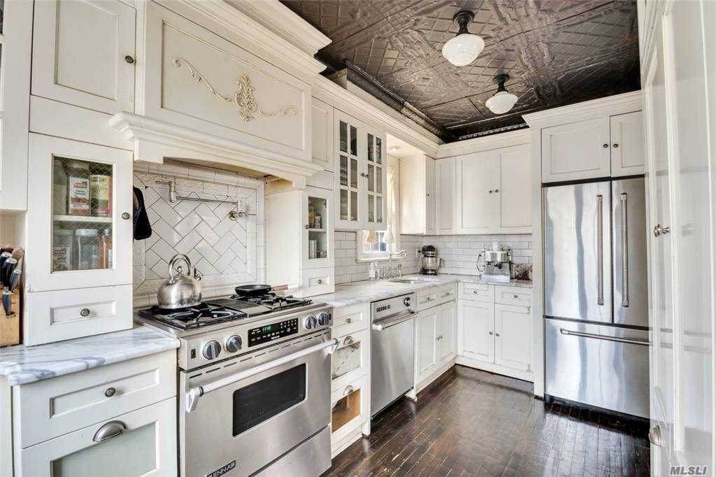 210-07 34th Road - Photo 1