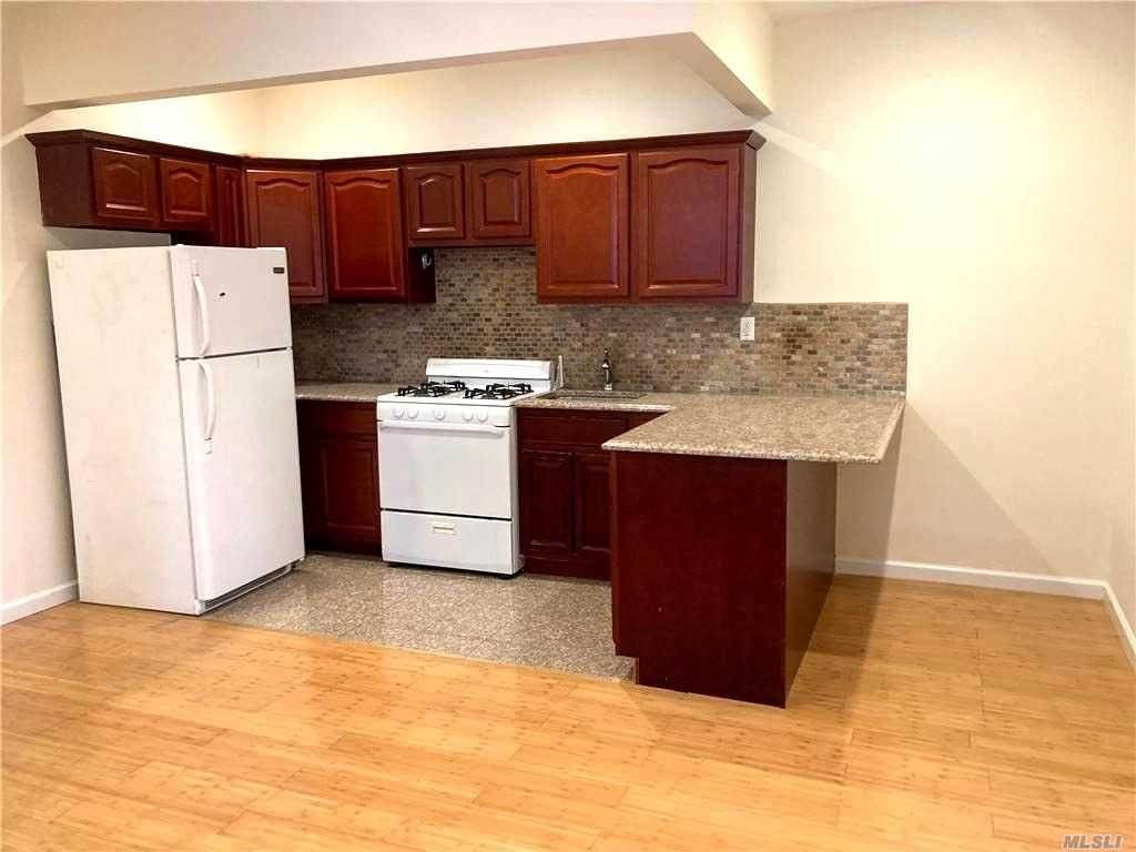 25-66 33rd Street - Photo 1