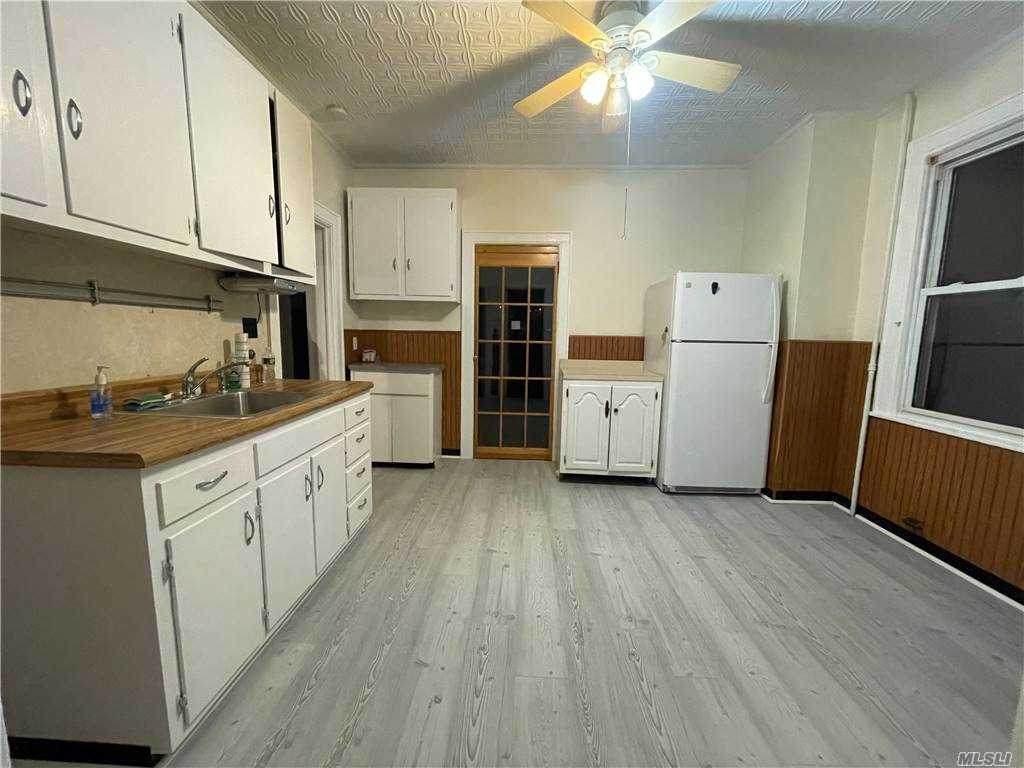 119-11 23rd Avenue - Photo 1
