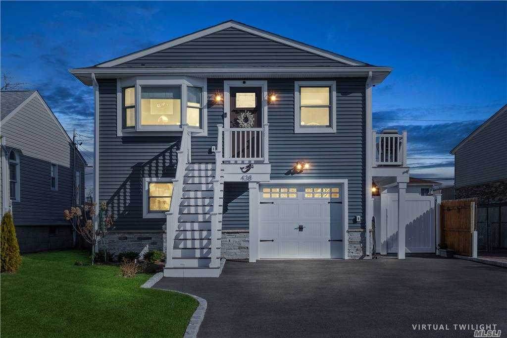 438 Deauville Parkway - Photo 1