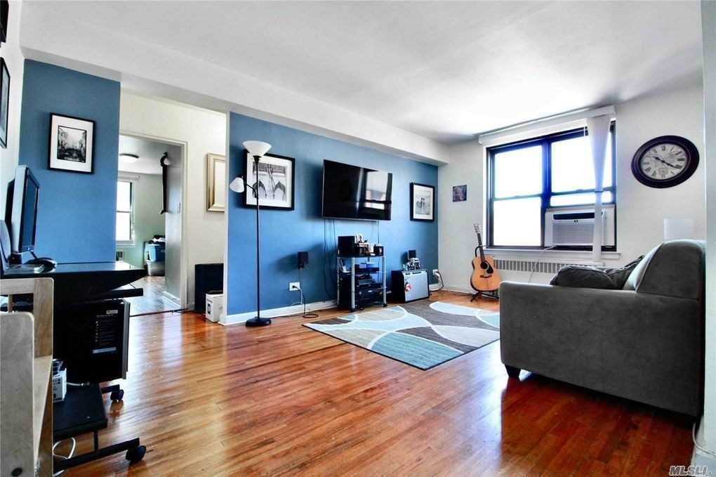 114st 112-50 Northern Boulevard - Photo 1
