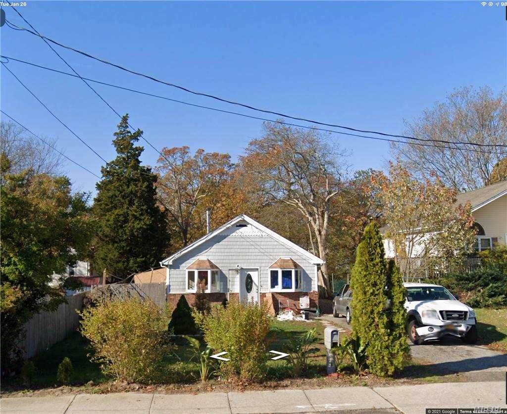 158 William Floyd Parkway - Photo 1