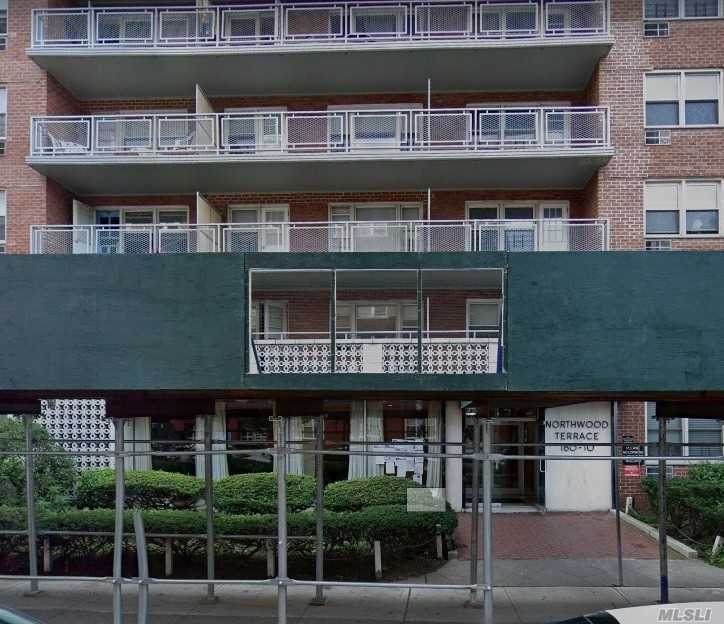 160-10 89th Avenue - Photo 1