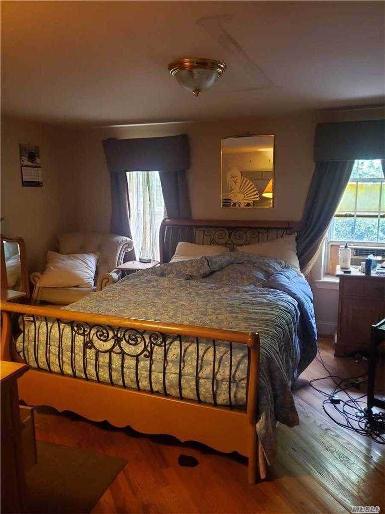457A Halsey Street - Photo 1
