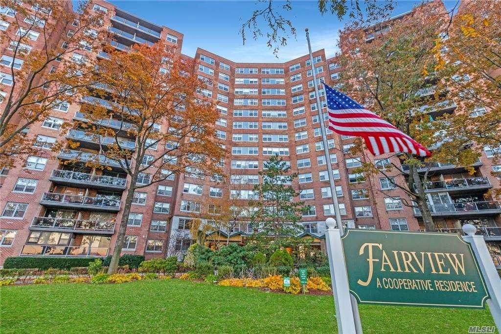 61-20 Grand Central Parkway - Photo 1