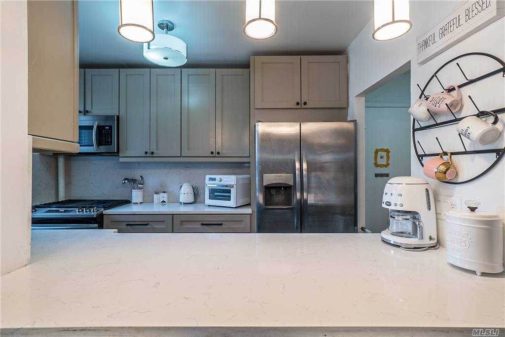 3015 Hobart Street - Photo 1