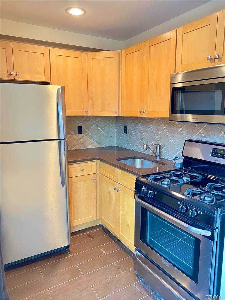 31-76 37th Street - Photo 1