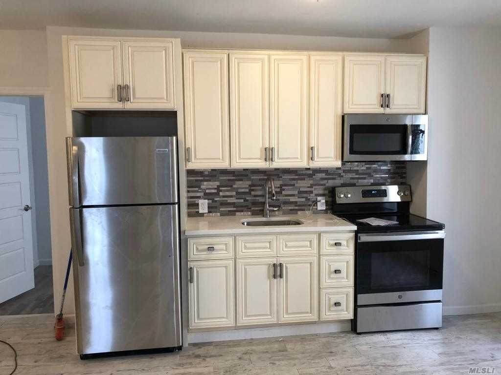 2043 Bathgate Avenue - Photo 1